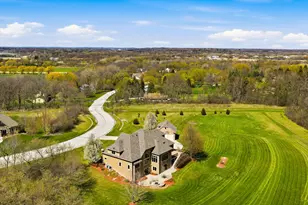 3130 S Country Ln, New Berlin, WI 53146 - Photo 75