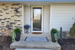 15225 W Park Terrace, New Berlin, WI 53151 - Photo 3