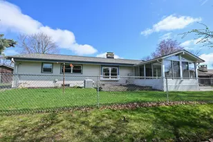 15225 W Park Terrace, New Berlin, WI 53151 - Photo 27