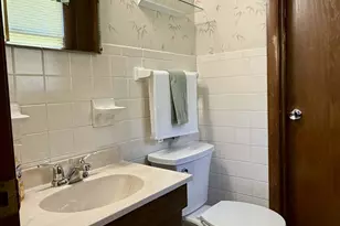 3904 Wilshire Dr, Racine, WI 53402 - Photo 35