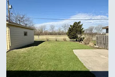 3904  Wilshire Dr, Racine, WI 53402 - Photo 29