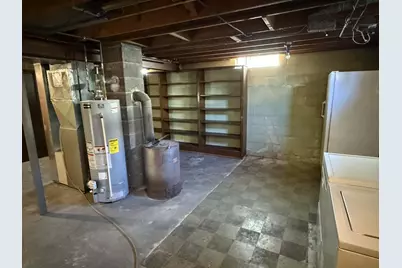 3904  Wilshire Dr, Racine, WI 53402 - Photo 17