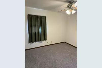 3904  Wilshire Dr, Racine, WI 53402 - Photo 31