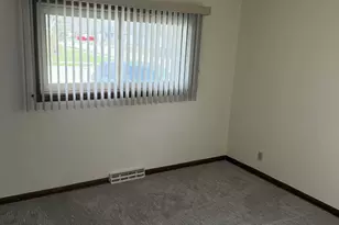 3904 Wilshire Dr, Racine, WI 53402 - Photo 21