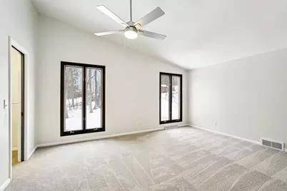 741  Summit Ct, West Bend, WI 53095 - Photo 15