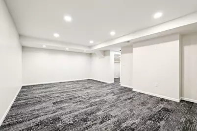 741  Summit Ct, West Bend, WI 53095 - Photo 23