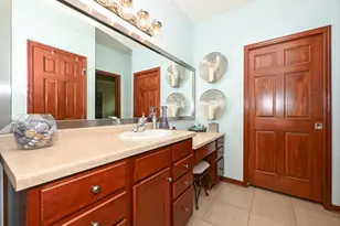 6305 Cedarhedge Dr, Racine, WI 53406 - Photo 25