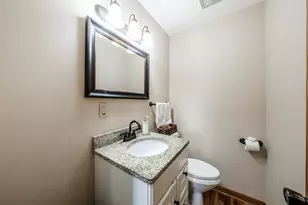 W180N8273 Town Hall Rd, Menomonee Falls, WI 53051 - Photo 21