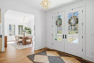 4840 N Larkin St, Whitefish Bay, WI 53217 - Photo 9