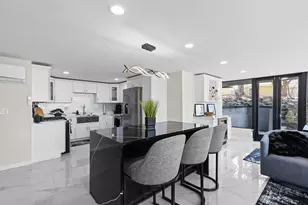 N69W13127 Harding Dr, Menomonee Falls, WI 53051 - Photo 5