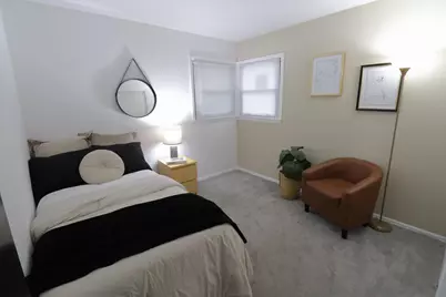 5228 S 9th St, Milwaukee, WI 53221 - Photo 7