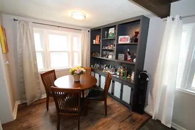 5564  Angle Ln, Greendale, WI 53219 - Photo 9