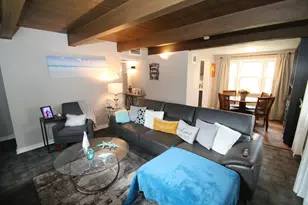 5564 Angle Ln, Greendale, WI 53219 - Photo 7