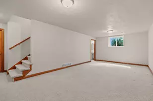 1290 Pemmican Ct, Neenah, WI 54956 - Photo 5