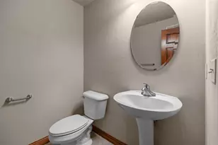 1290 Pemmican Ct, Neenah, WI 54956 - Photo 17