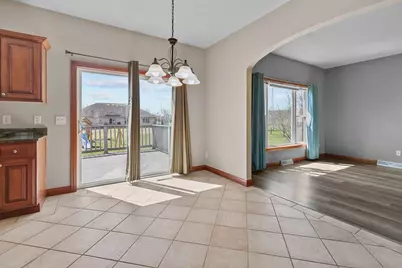 1290  Pemmican Ct, Neenah, WI 54956 - Photo 13