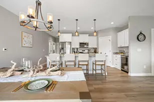 1824 Horseshoe Ln, Slinger, WI 53086 - Photo 21