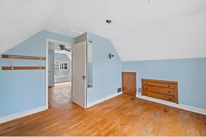 2815 S 91st St, West Allis, WI 53227 - Photo 17