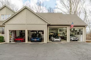 18875 Black Forest Dr, Brookfield, WI 53045 - Photo 41