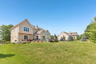 N55W20970 Carters Crossing Cir, Menomonee Falls, WI 53051 - Photo 65