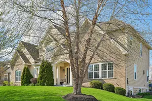 N55W20970 Carters Crossing Cir, Menomonee Falls, WI 53051 - Photo 71