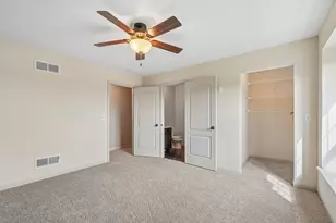 N55W20970 Carters Crossing Cir, Menomonee Falls, WI 53051 - Photo 35