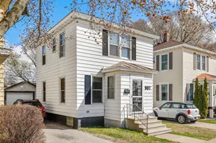 907 Green Bay St, La Crosse, WI 54601 - Photo 1