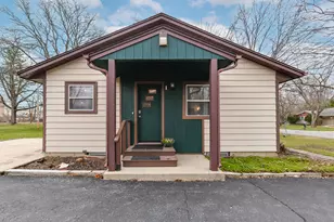 7801 N 80th St, Milwaukee, WI 53223 - Photo 31