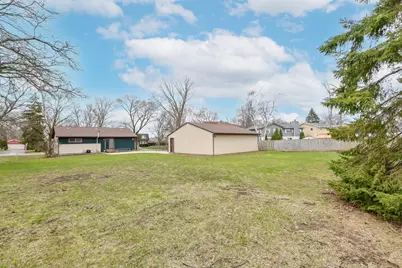 7801 N 80th St, Milwaukee, WI 53223 - Photo 3