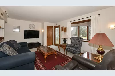 7801 N 80th St, Milwaukee, WI 53223 - Photo 17