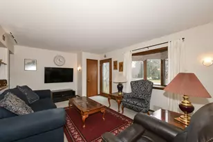 7801 N 80th St, Milwaukee, WI 53223 - Photo 17