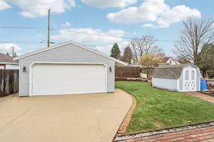 1925 E Van Beck Ave, Saint Francis, WI 53235 - Photo 39