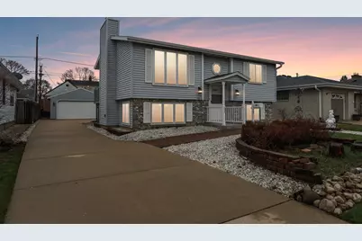 1925 E Van Beck Ave, Saint Francis, WI 53235 - Photo 3