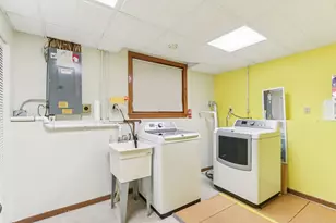 1925 E Van Beck Ave, Saint Francis, WI 53235 - Photo 31