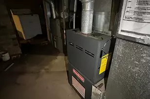 2554 N 51st St, Milwaukee, WI 53210 - Photo 17