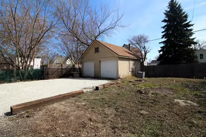 1015  Hagerer St, Racine, WI 53402 - Photo 25