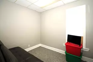 1015 Hagerer St, Racine, WI 53402 - Photo 9