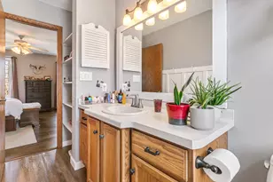 2115 Mt Vernon Dr, Waukesha, WI 53186 - Photo 21