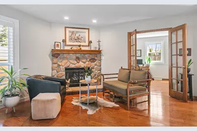 2115  Mount Vernon Dr, Waukesha, WI 53186 - Photo 9