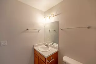 2255 Circle Ridge, Delafield, WI 53018 - Photo 13