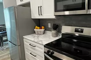 10620 N Ivy Ct, Mequon, WI 53092 - Photo 19