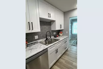 10620 N Ivy Ct #23, Mequon, WI 53092 - Photo 15