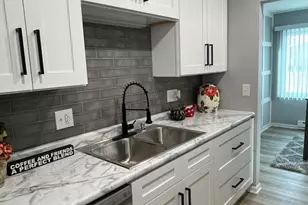 10620 N Ivy Ct, Mequon, WI 53092 - Photo 15