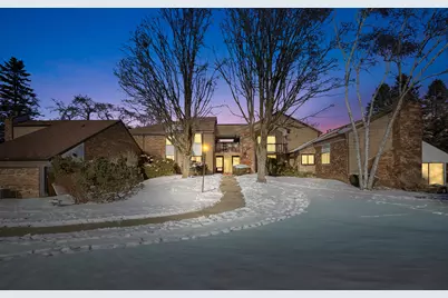 8643 N Servite Dr #115, Milwaukee, WI 53223 - Photo 3