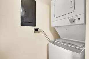 8643 N Servite Dr, Milwaukee, WI 53223 - Photo 7