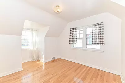 8608 W Burleigh St, Milwaukee, WI 53222 - Photo 21