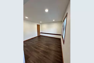 622  Lous Way, Slinger, WI 53086 - Photo 13