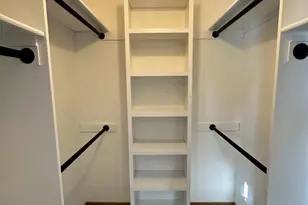 622 Lous Way, Slinger, WI 53086 - Photo 9