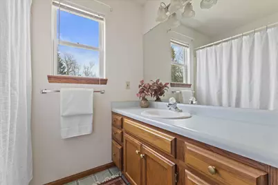 W226N8365  Friess Pl, Lisbon, WI 53089 - Photo 17