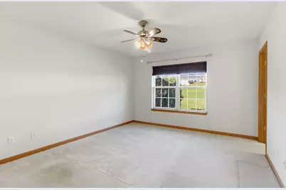 N96W14211  Knollcrest Cir, Germantown, WI 53022 - Photo 17